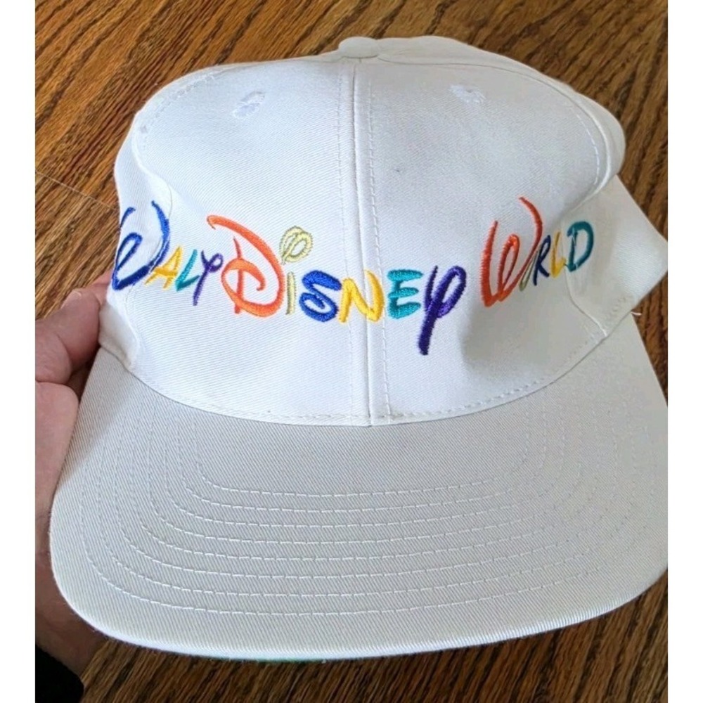 Vintage Walt Disney World Goofy's Hat Co Rainbow Spellout Snapback Cap